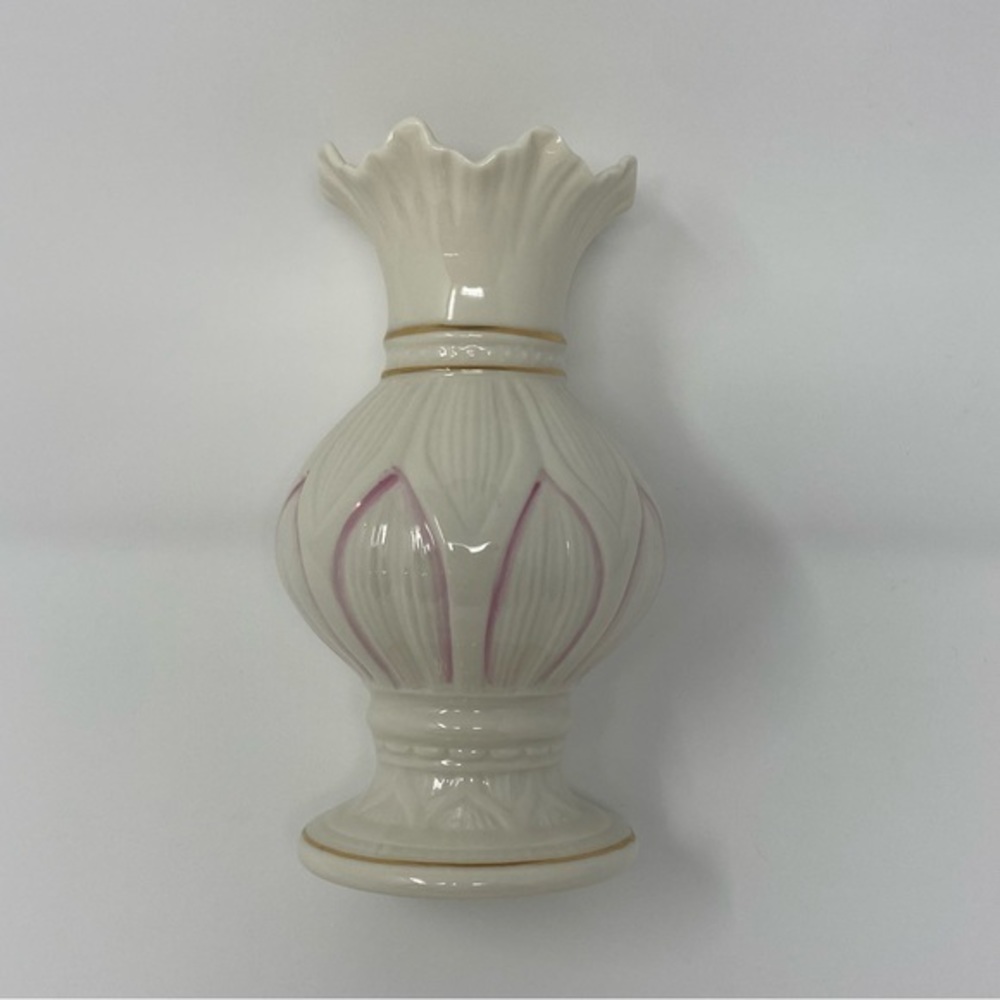 Belleek Ireland Lotus Blossom Spill Vase No. 1230 Millennium 2000‎ - Picture 5 of 5